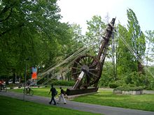 Reconstruction of a 10.4m high Roman Polyspastos at Bonn, Germany (II)