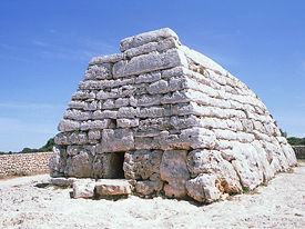 Naveta des Tudons, in Menorca