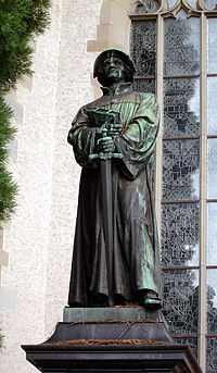 Statue of Zwingli in Zürich