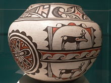 Hopi, Arizona Canteen, nineteenth century ceramic with pigments