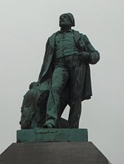 A statue of Auguste Mariette in his home city of Boulogne-sur-Mer.