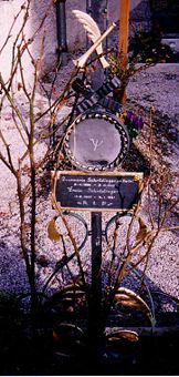 Erwin Schrödinger's gravesite.