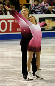 Elizabeth Putnam & Sean Wirtz wearing complementary pairs costumes.