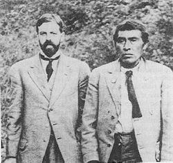 Anthropologist Alfred L. Kroeber with Ishi, the last known member of the Yahi tribe, (1911).