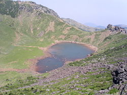 Crater Kake Baengnokdam on top of Hallasan