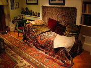 Freud's patients would lie on this couch during psychoanalysis