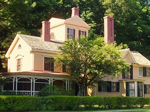 The Wayside, home in turn to the Alcott family, Nathaniel Hawthorne, and Margaret Sidney.