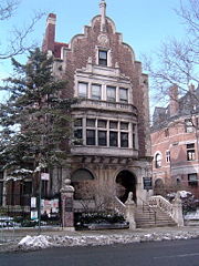 Brooklyn Society for Ethical Culture building on Prospect Park West, originally designed by architect William Tubby as a home for William H. Childs (inventor of Bon Ami Cleaning Powder).