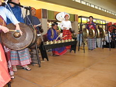 A kulintang ensemble performance in Daly City.