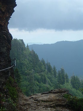 The Alum Cave Bluffs trail to the summit of Mount LeConte provides numerous dramatic overlooks of the Great Smoky Mountains