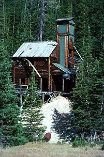 Wolf Mine shaft at abandoned gold mine