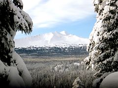 Diamond Peak from the Pacific Crest Trail