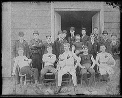 An early U.S. football team.