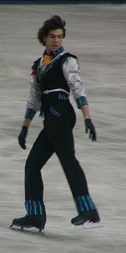 Alban Préaubert sets up for an axel.