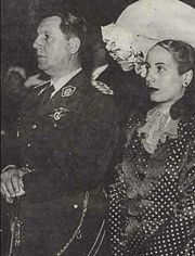 Perón with Evita in 1945