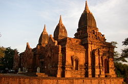 The Payathonzu Temple is built in the Mon style.