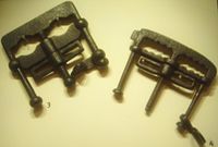 Thumbscrews