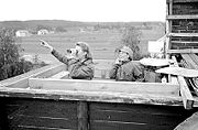 Members of Lotta Svärd in air control duty during the Continuation War