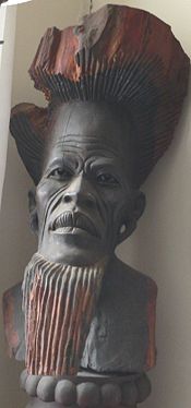 Sculpture. Medium: wood. Attributed to Zimbabwean artist Gideon Chidongo, fourth quarter of twentieth century.
