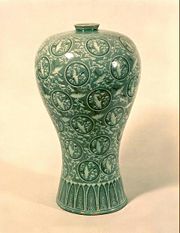Cheongja ùnhak sanggam mun maebyeong, the 68th national treasure of Korea.