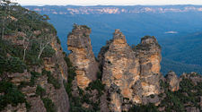 The Three Sisters sandstone rock formations are one of the best-known attractions in the Blue Mountains.