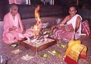 Sannyasa performing a fire ritual